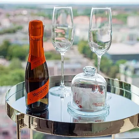 Apartament Luksusowy Z Widokiem, Basenem I Sauną Hanza Tower