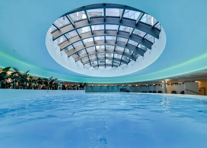 Апартаменты Luksusowy Z Widokiem, Basenem I Sauna Hanza Tower 19th Floor