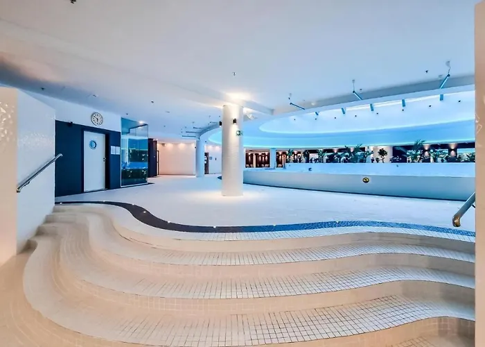 Apartamento Luksusowy Z Widokiem, Basenem I Sauna Hanza Tower 19th Floor *